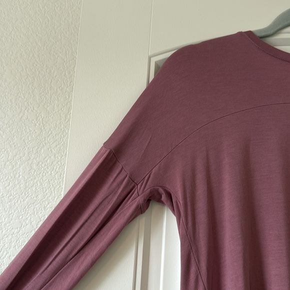 Women’s Vitality Wander Top - Picture 3 of 6